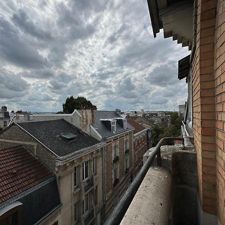 Appartement Faro, Vue Sur La Cathedrale à Reims Extérieur photo