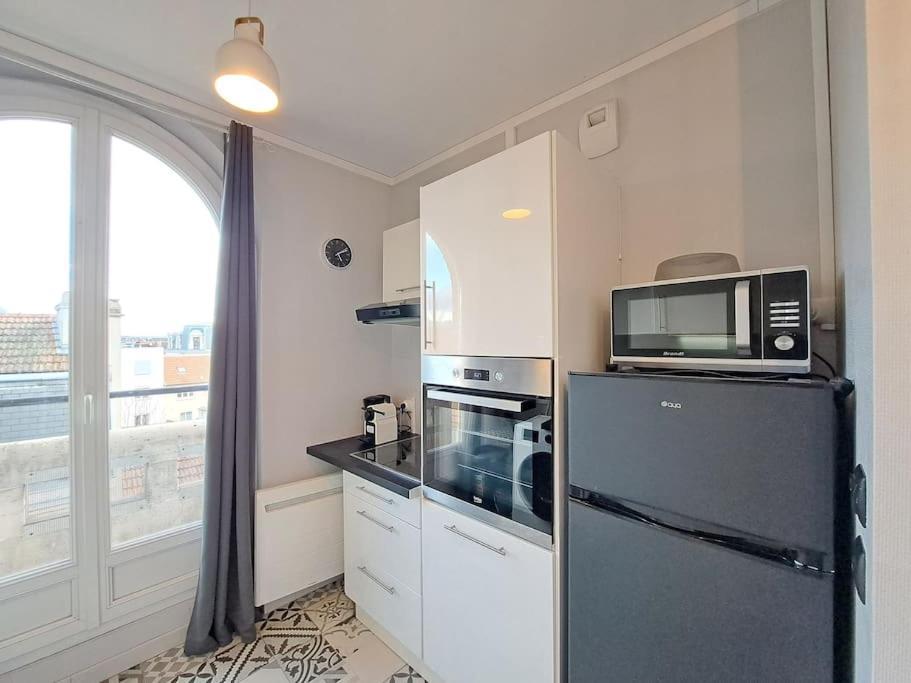 Appartement Faro, Vue Sur La Cathedrale à Reims Extérieur photo