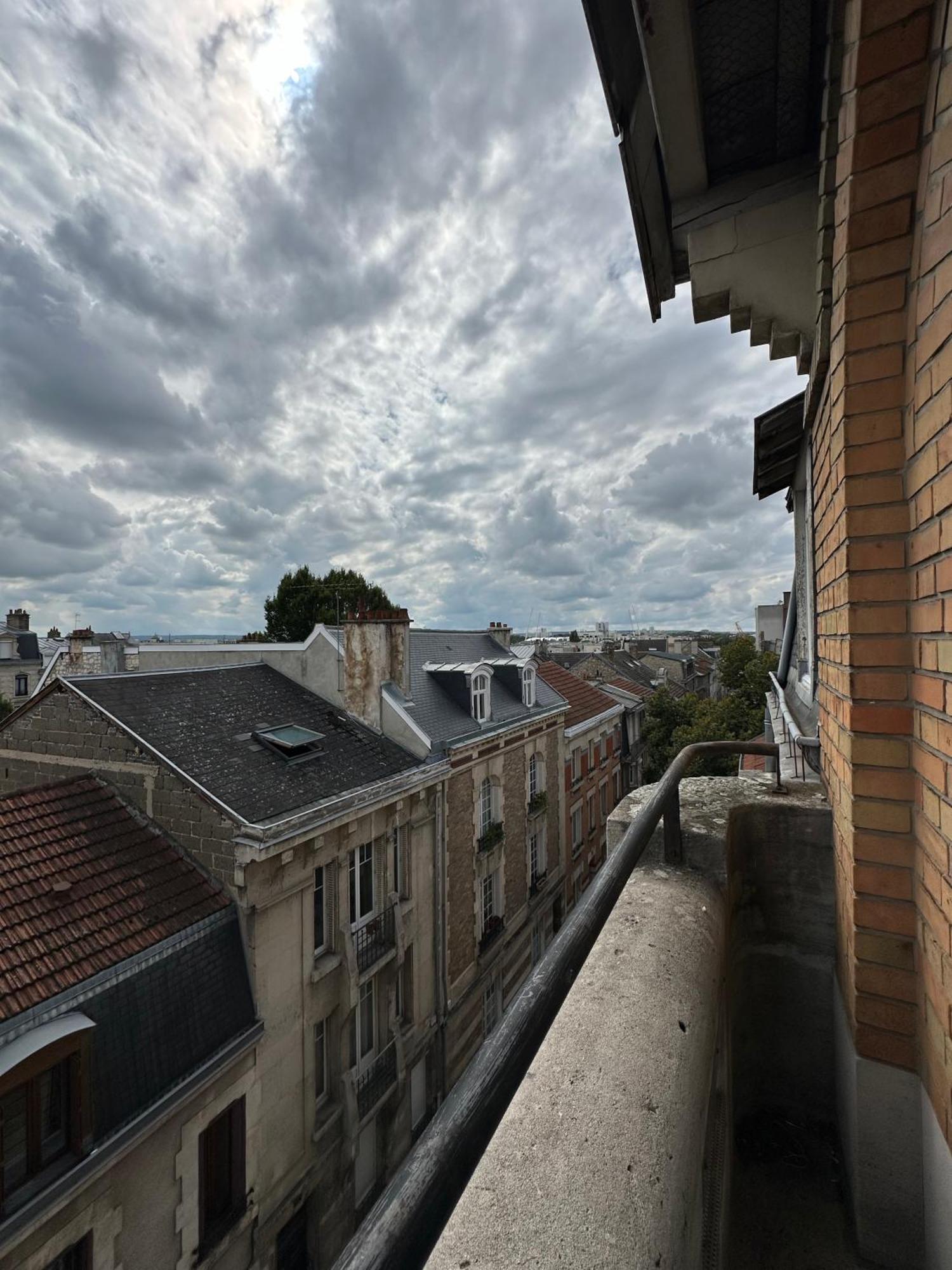 Appartement Faro, Vue Sur La Cathedrale à Reims Extérieur photo